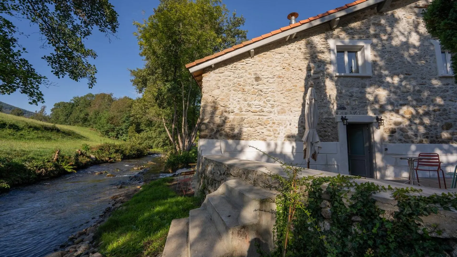 Semesterbostad Belle Grange En Bord De Riviere Villa Serres-sur-Arget