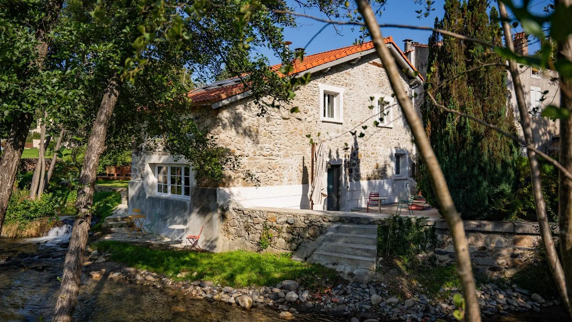 Semesterbostad Belle Grange En Bord De Riviere Villa Serres-sur-Arget