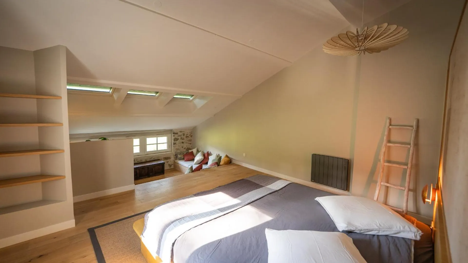 Belle Grange En Bord De Riviere Villa Serres-sur-Arget 0*,